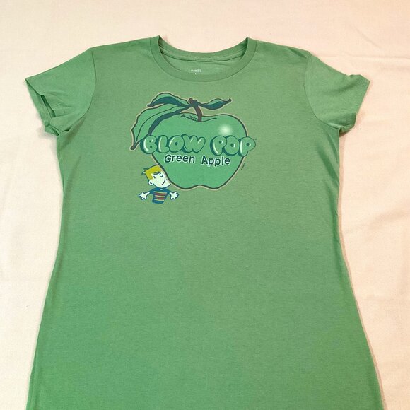 Satisfy Your Style Sweet Tooth with Blow Pop Green Apple Graphic Tee- Size Large - Picture 1 of 5